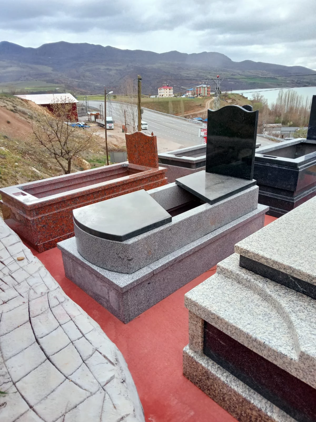 Tunceli Mezar Taşları | Kırmızıtoprak Mermer Tunceli