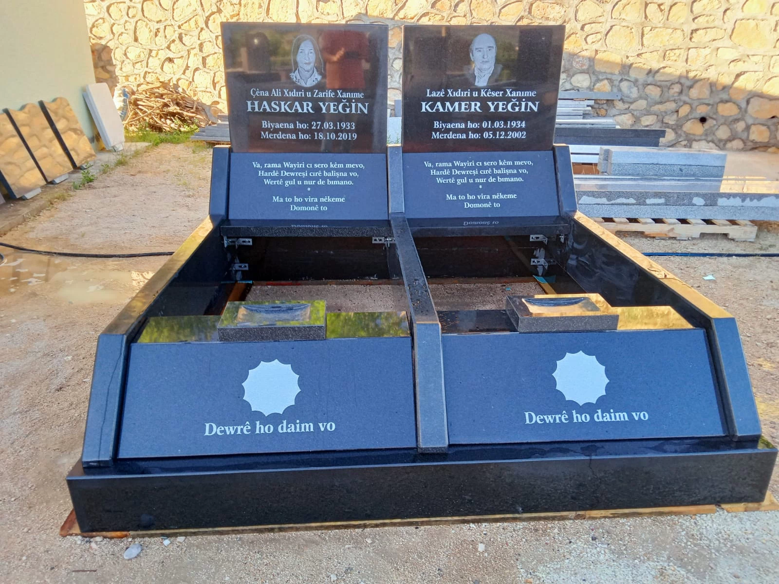 KırmızıToprak Merme, Tunceli Mezar Yapımı